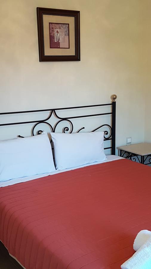 Castello Bellos Villas & Apartments Keri Exterior photo