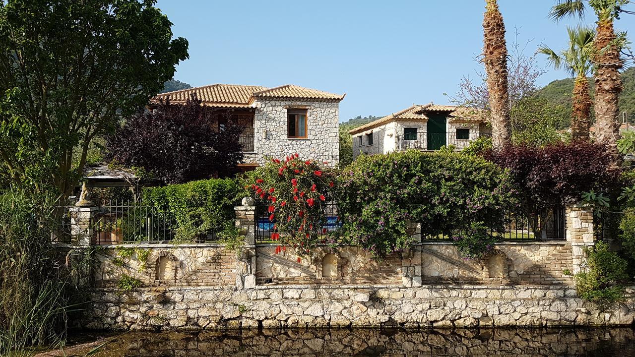 Castello Bellos Villas & Apartments Keri Exterior photo